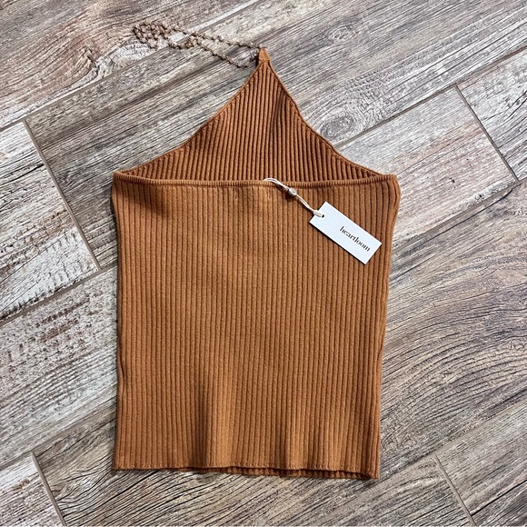 HEARTLOOM Pamela halter CAMI TOP - Picture 6 of 7